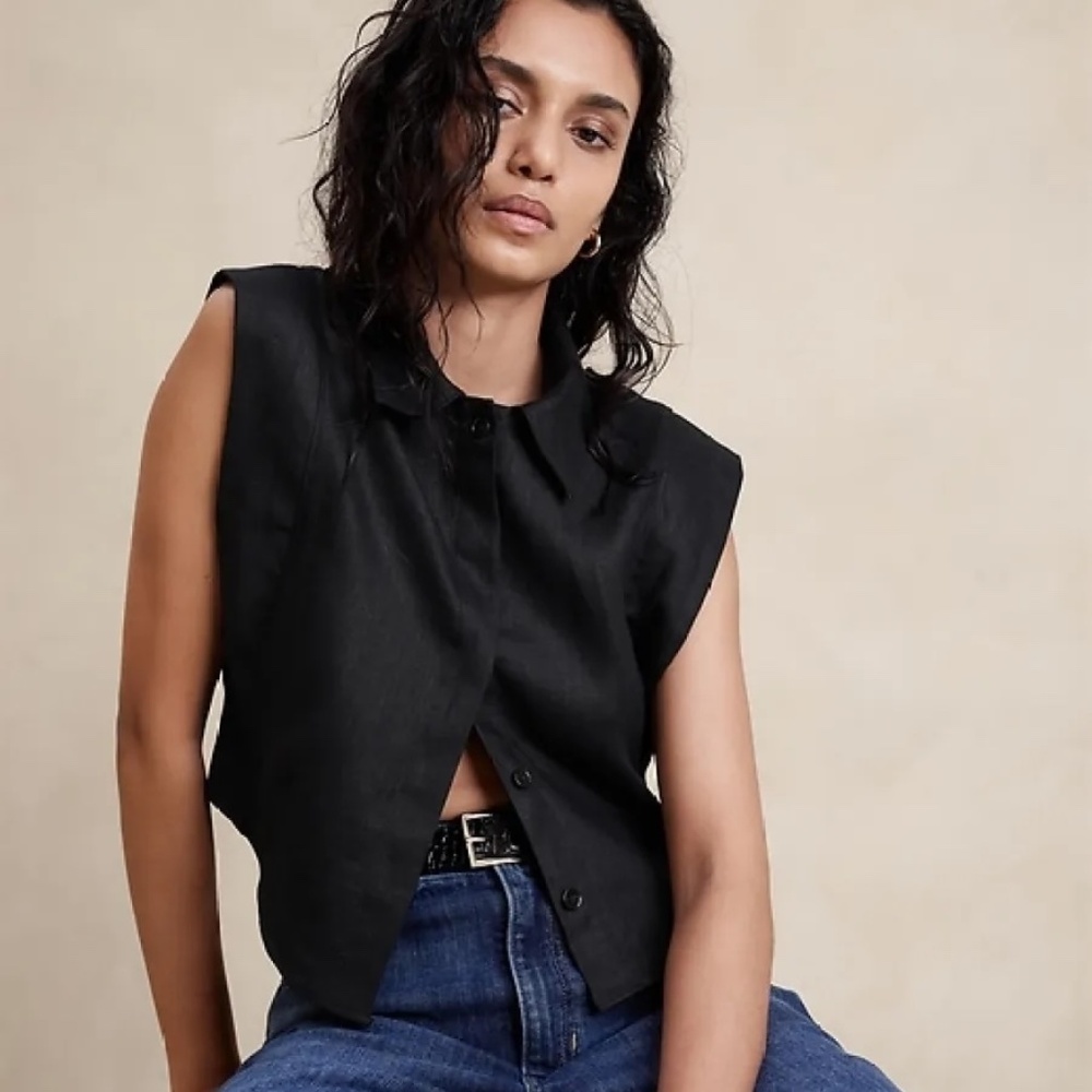 Banana Republic Linen Cropped Shirt